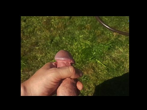 ❤️ A guapa quente recibe o seu coño rosa fodido e corre cun chorro nun xardín de verán ☑ Porno en % gl.xlxxporno.ru % ❌️