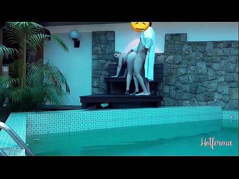 ❤️ O xefe invita a criada á piscina, pero non puido resistirse a un quente ☑ Porno en % gl.xlxxporno.ru % ❌️